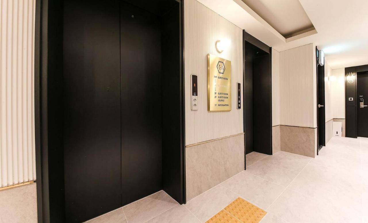 H Moment Hotel Songjeong 釜山広域市 エクステリア 写真
