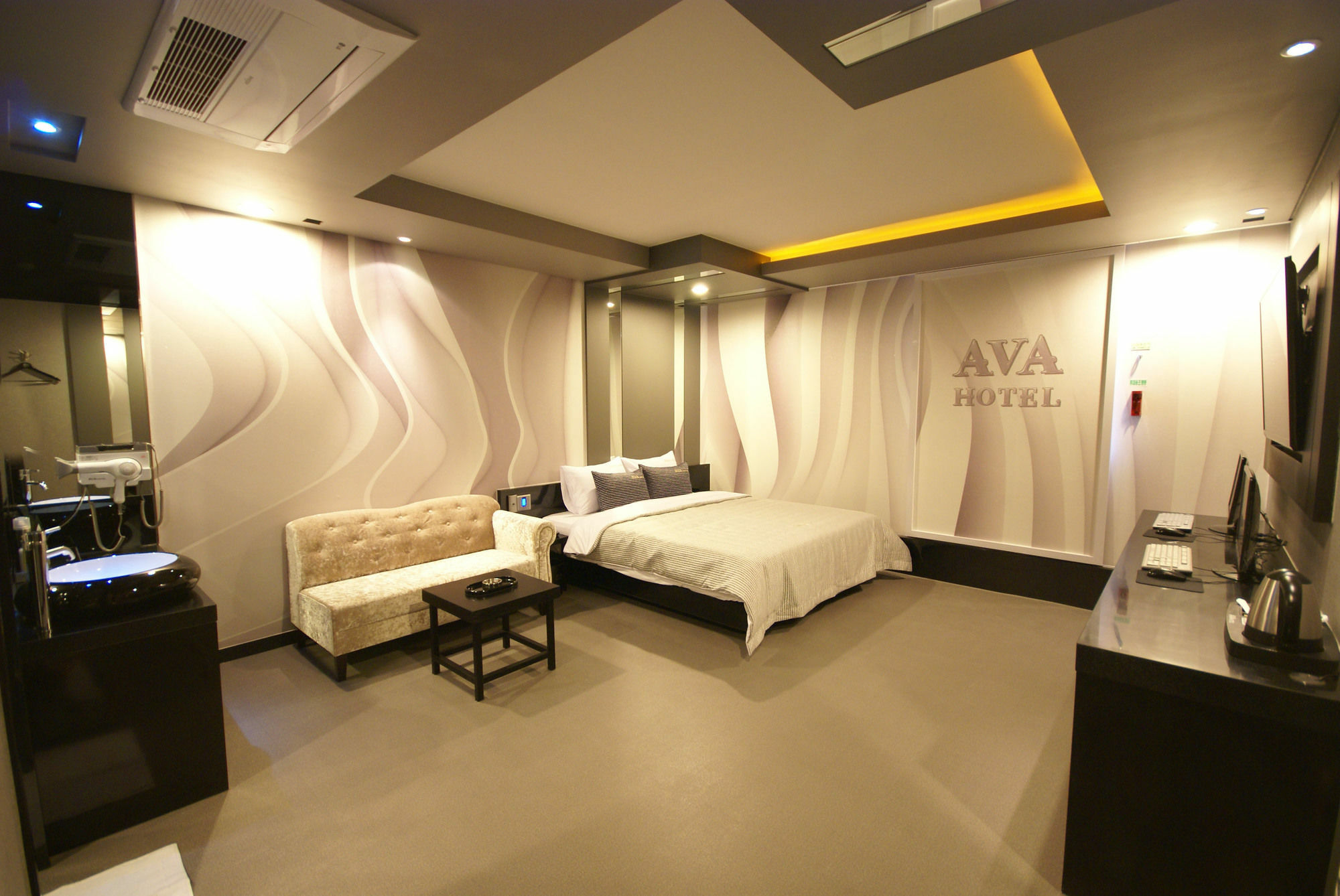H Moment Hotel Songjeong 釜山広域市 エクステリア 写真